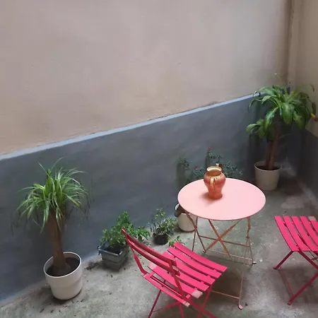 ホームステイ Stuning Appartement2bed Room,70m2- 1minutegare Montparnasse,center,close To Eiffel Tour And Louvre Meusm,front Metro
